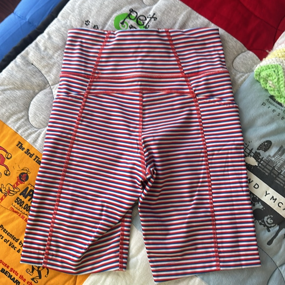 Brooks Running 8" Inseam Method Spandex Shorts Red White Blue Striped Sz XS! - Picture 4 of 5